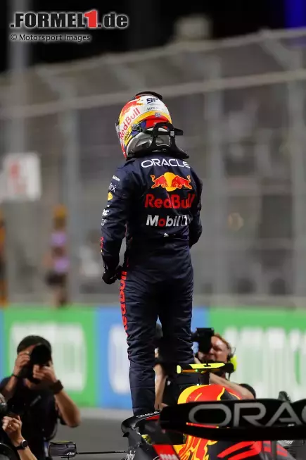 Foto zur News: Sergio Perez (Red Bull)