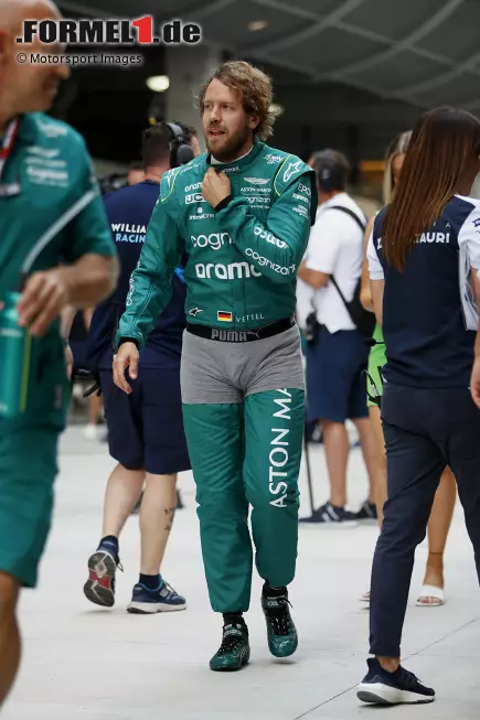 Foto zur News: Sebastian Vettel (Aston Martin)