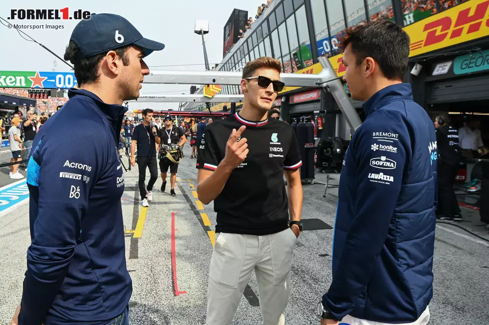 Foto zur News: Alexander Albon (Williams), George Russell (Mercedes) und Nicholas Latifi (Williams)