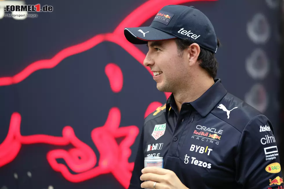 Foto zur News: Sergio Perez (Red Bull)