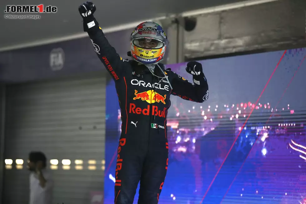 Foto zur News: Sergio Perez (Red Bull)