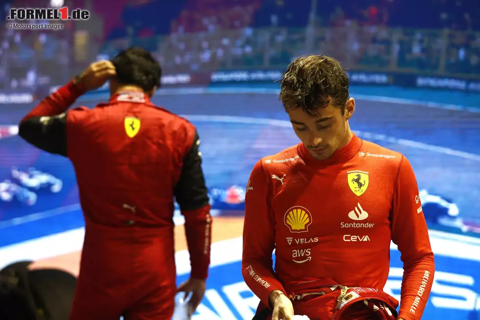 Foto zur News: Carlos Sainz (Ferrari) und Charles Leclerc (Ferrari)