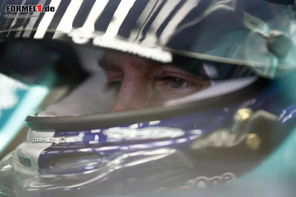 Foto zur News: Sebastian Vettel (Aston Martin)