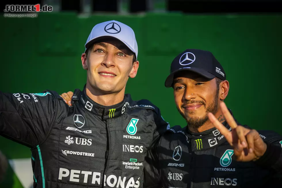 Foto zur News: George Russell (Mercedes) und Lewis Hamilton (Mercedes)