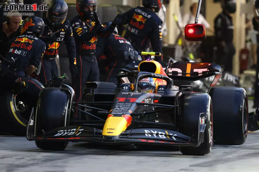 Foto zur News: Sergio Perez (Red Bull)