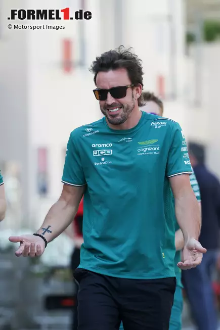 Foto zur News: Fernando Alonso (Aston Martin)