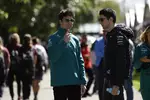 Foto zur News: Lance Stroll (Aston Martin) und Esteban Ocon (Alpine)