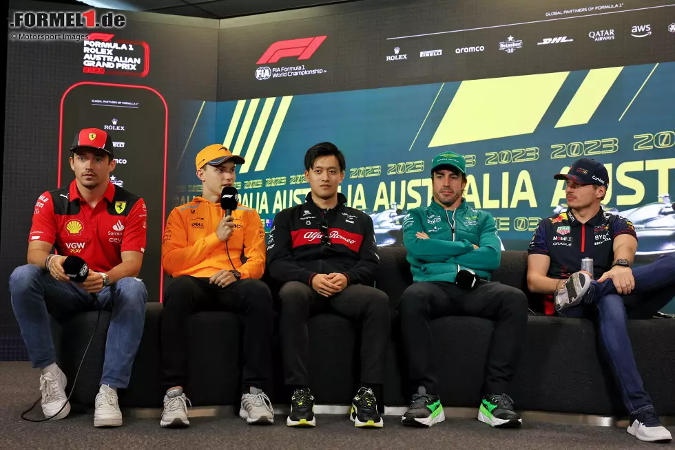 Foto zur News: Guanyu Zhou (Alfa Romeo), Charles Leclerc (Ferrari), Oscar Piastri (McLaren), Fernando Alonso (Aston Martin) und Max Verstappen (Red Bull)