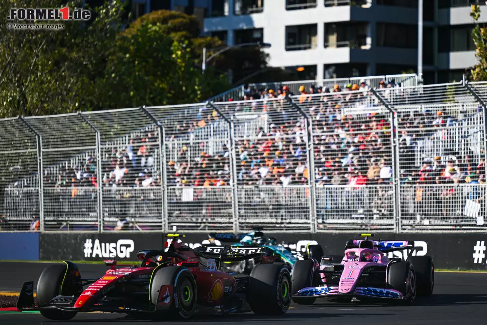 Foto zur News: Carlos Sainz (Ferrari), Pierre Gasly (Alpine) und Lance Stroll (Aston Martin)