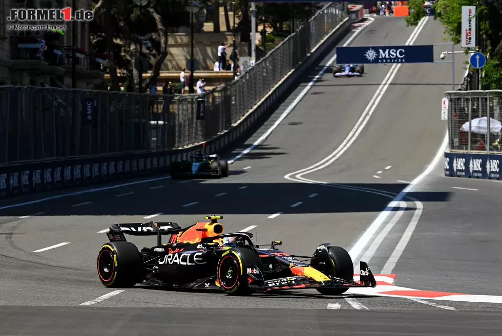 Foto zur News: Sergio Perez (Red Bull)