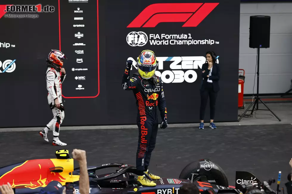 Foto zur News: Sergio Perez (Red Bull)