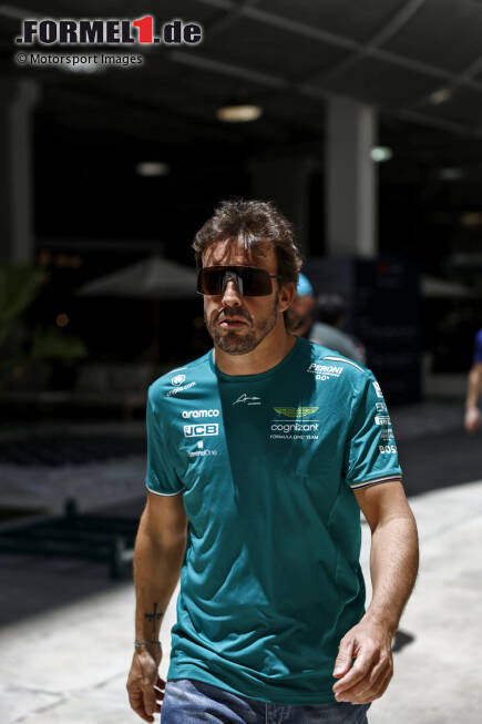 Foto zur News: Fernando Alonso (Aston Martin)