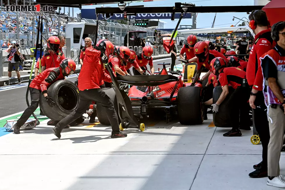 Foto zur News: Charles Leclerc (Ferrari)