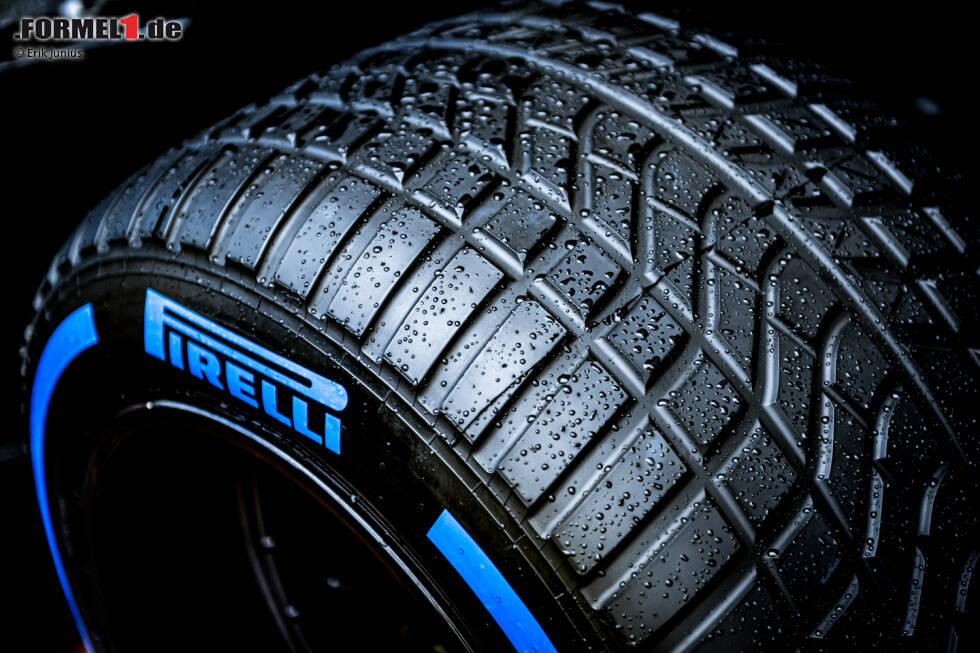 Foto zur News: Pirelli-Regenreifen