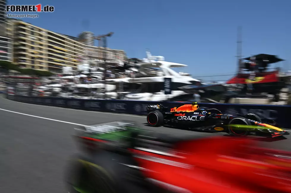 Foto zur News: Sergio Perez (Red Bull)