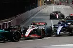 Foto zur News: Lance Stroll (Aston Martin), Nico Hülkenberg (Haas) und Logan Sargeant (Williams)