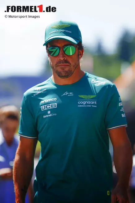 Foto zur News: Fernando Alonso (Aston Martin)