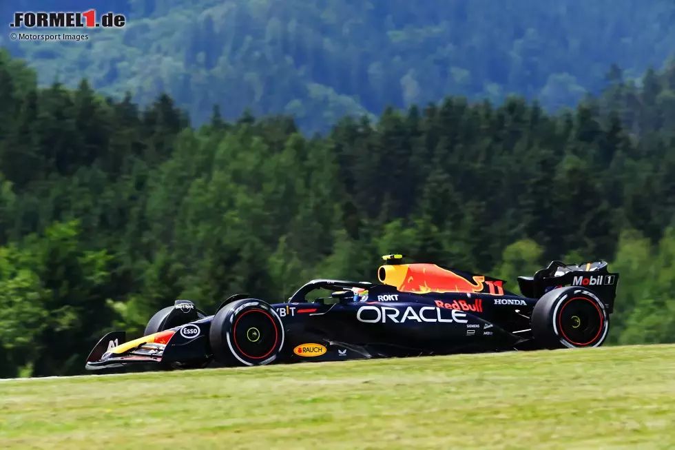 Foto zur News: Sergio Perez (Red Bull)