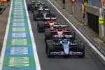 Foto zur News: Esteban Ocon (Alpine), Carlos Sainz (Ferrari), Charles Leclerc (Ferrari) und George Russell (Mercedes)