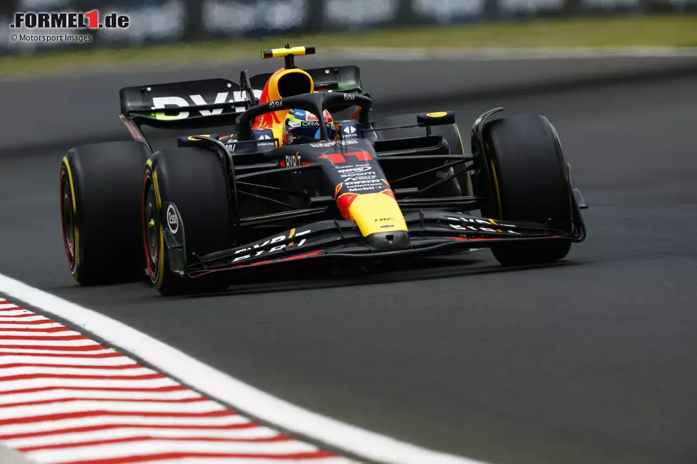 Foto zur News: Sergio Perez (Red Bull)