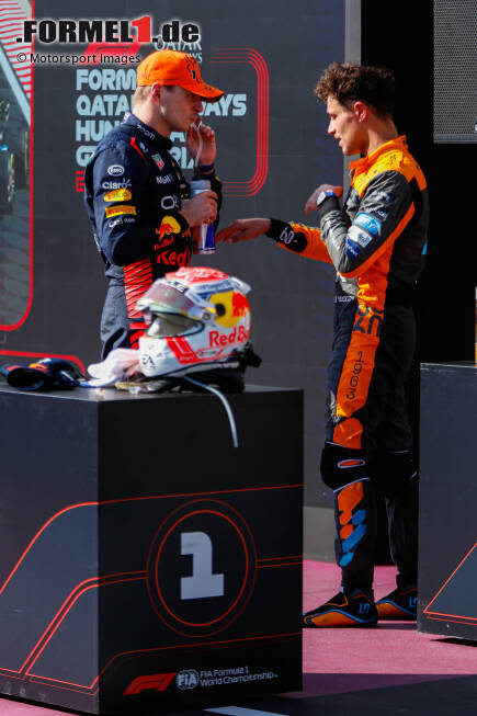 Foto zur News: Max Verstappen (Red Bull) und Lando Norris (McLaren)