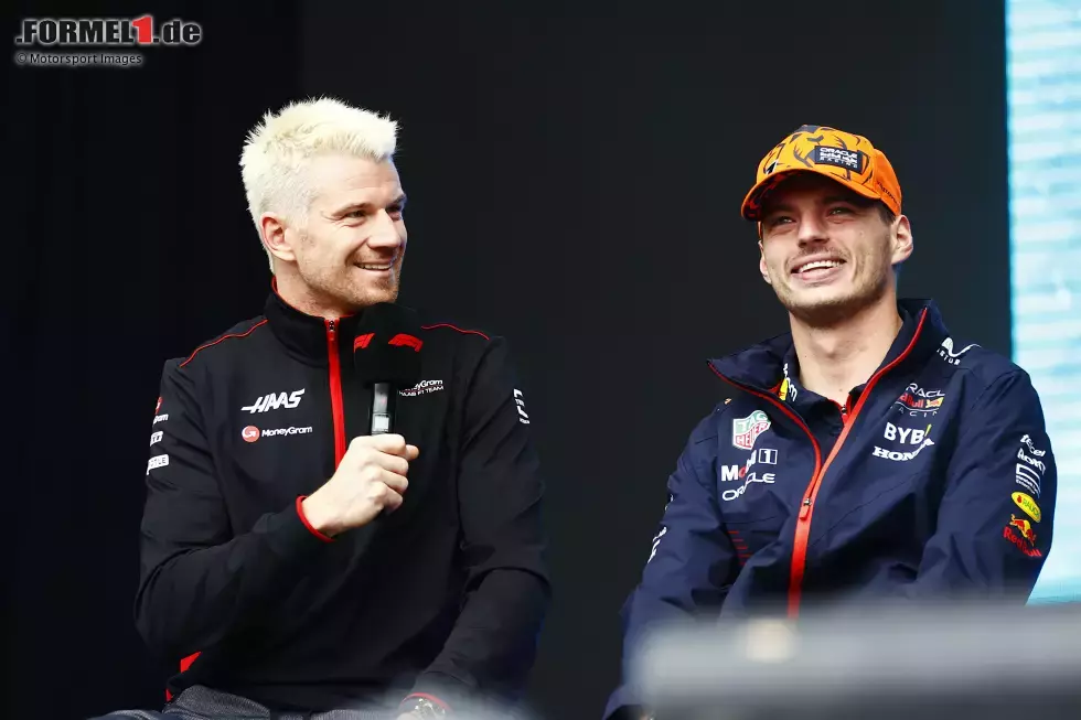 Foto zur News: Nico Hülkenberg (Haas) und Max Verstappen (Red Bull)