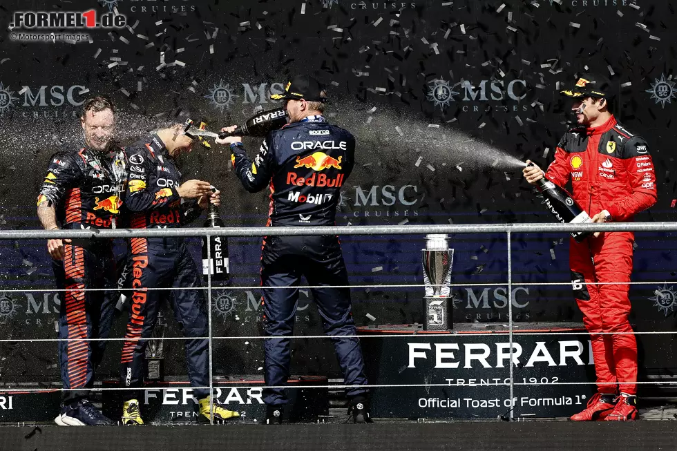 Foto zur News: Sergio Perez (Red Bull), Max Verstappen (Red Bull) und Charles Leclerc (Ferrari)