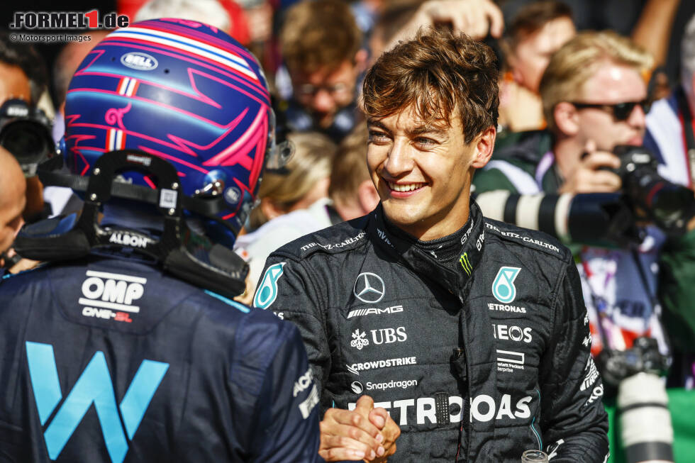 Foto zur News: Alexander Albon (Williams) und George Russell (Mercedes)