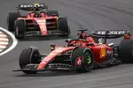 Foto zur News: Charles Leclerc (Ferrari) und Carlos Sainz (Ferrari)