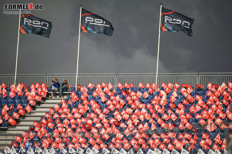 Foto zur News: Tribünen in Zandvoort