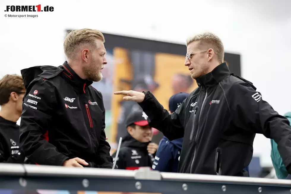 Foto zur News: Kevin Magnussen (Haas) und Nico Hülkenberg (Haas)