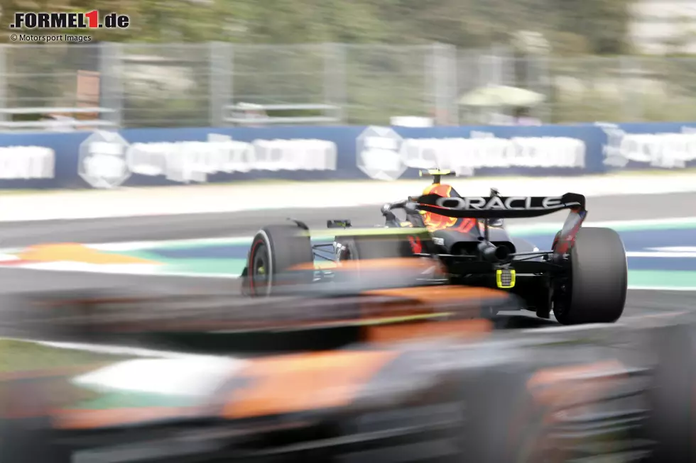 Foto zur News: Sergio Perez (Red Bull)