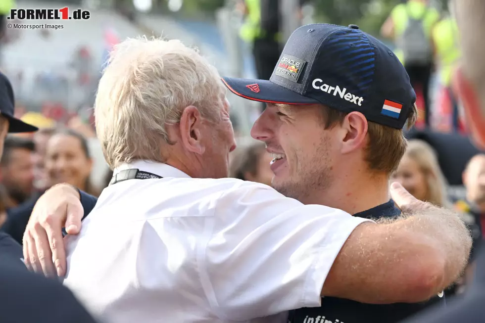 Foto zur News: Max Verstappen (Red Bull) und Helmut Marko