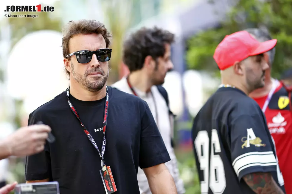 Foto zur News: Fernando Alonso (Aston Martin)