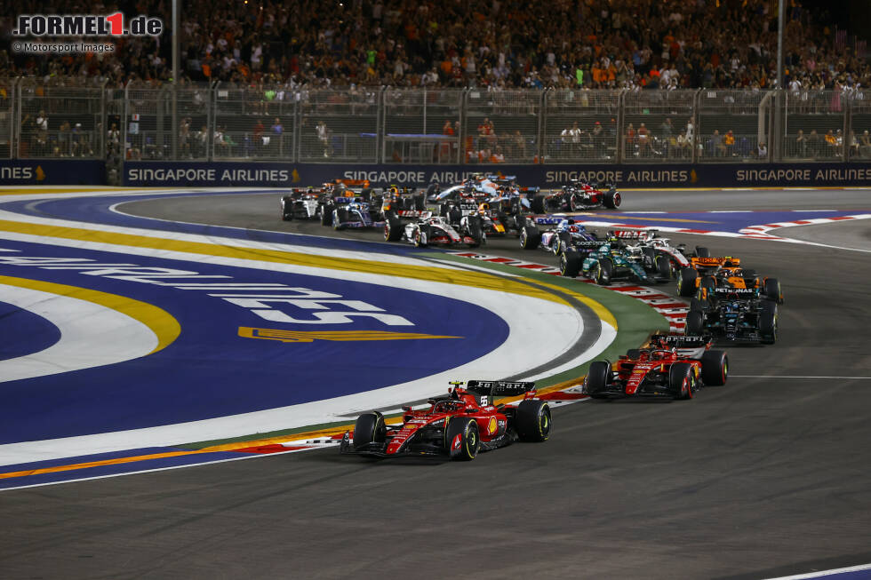 Foto zur News: Carlos Sainz (Ferrari), Charles Leclerc (Ferrari), George Russell (Mercedes) und Lando Norris (McLaren)