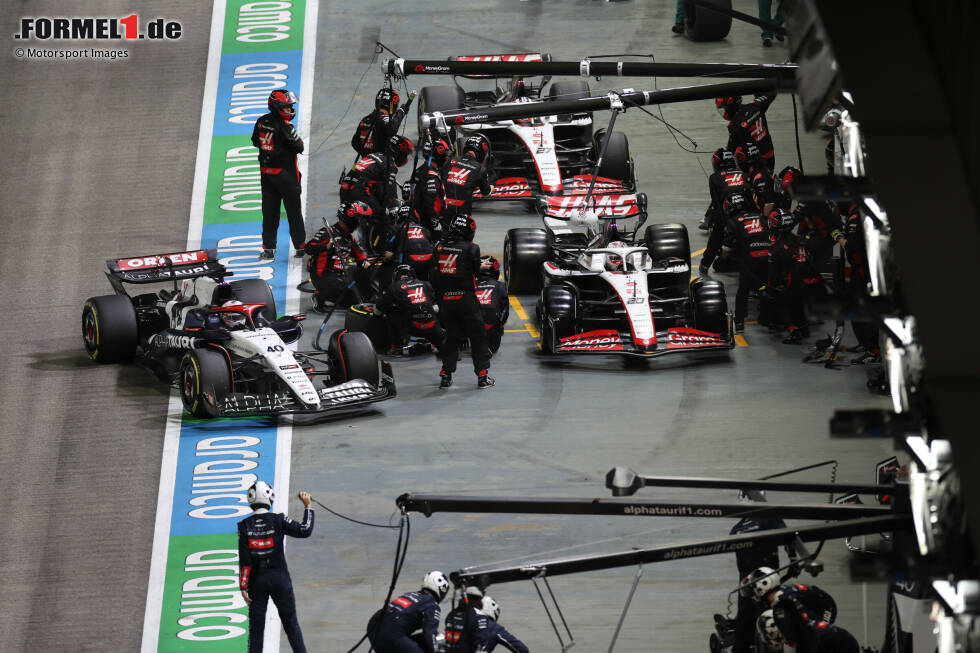 Foto zur News: Kevin Magnussen (Haas), Nico Hülkenberg (Haas) und Liam Lawson (AlphaTauri)