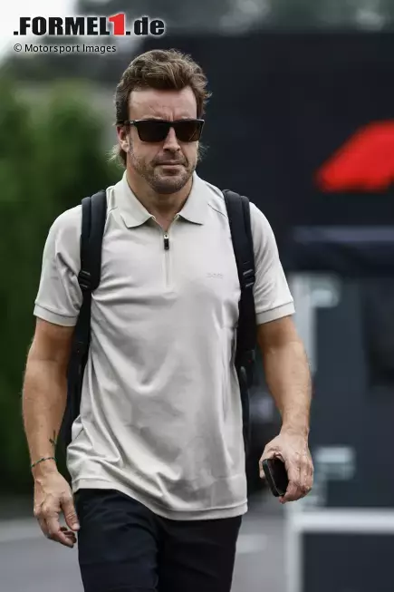 Foto zur News: Fernando Alonso (Aston Martin)