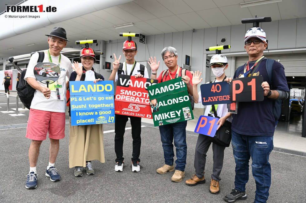 Foto zur News: Formel-1-Fans in Suzuka