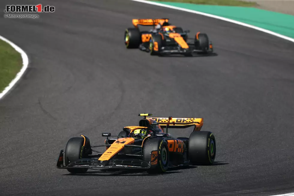 Foto zur News: Lando Norris (McLaren) und Oscar Piastri (McLaren)