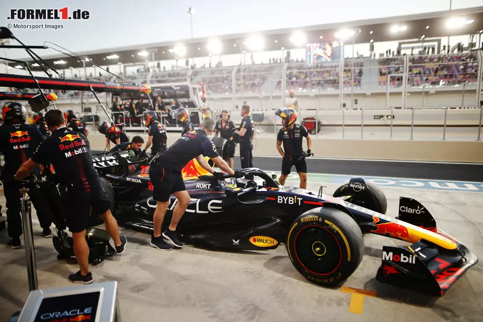 Foto zur News: Sergio Perez (Red Bull)