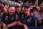 Foto zur News: Christian Horner und Adrian Newey (Red Bull)