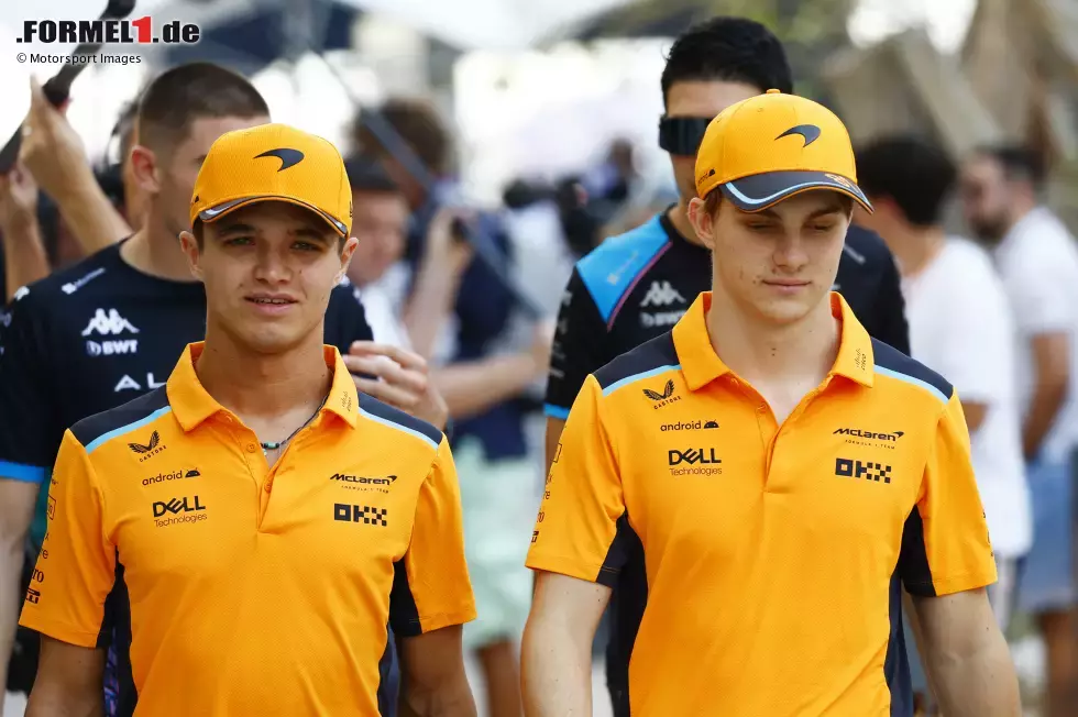 Foto zur News: Lando Norris (McLaren) und Oscar Piastri (McLaren)