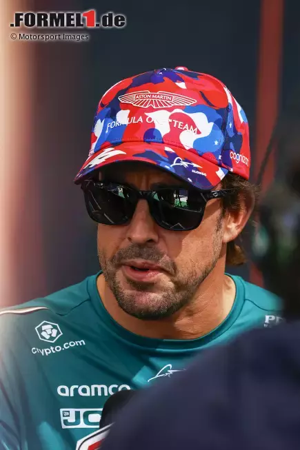 Foto zur News: Fernando Alonso (Aston Martin)