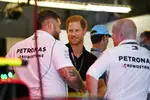 Foto zur News: Prinz Harry in der Mercedes-Box