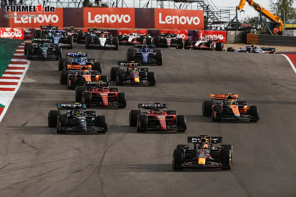 Foto zur News: Max Verstappen (Red Bull), Charles Leclerc (Ferrari), Lewis Hamilton (Mercedes) und Lando Norris (McLaren)