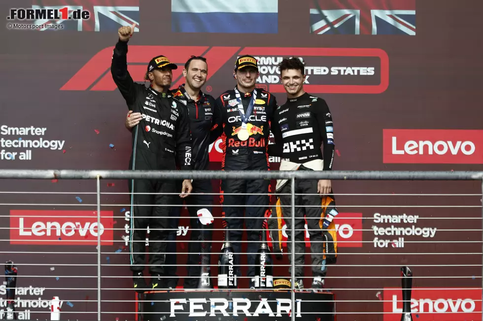 Foto zur News: Lewis Hamilton (Mercedes), Max Verstappen (Red Bull) und Lando Norris (McLaren)