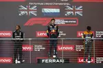 Foto zur News: Lewis Hamilton (Mercedes), Max Verstappen (Red Bull) und Lando Norris (McLaren)