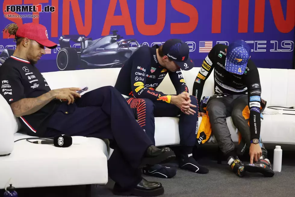 Foto zur News: Lewis Hamilton (Mercedes), Max Verstappen (Red Bull) und Lando Norris (McLaren)