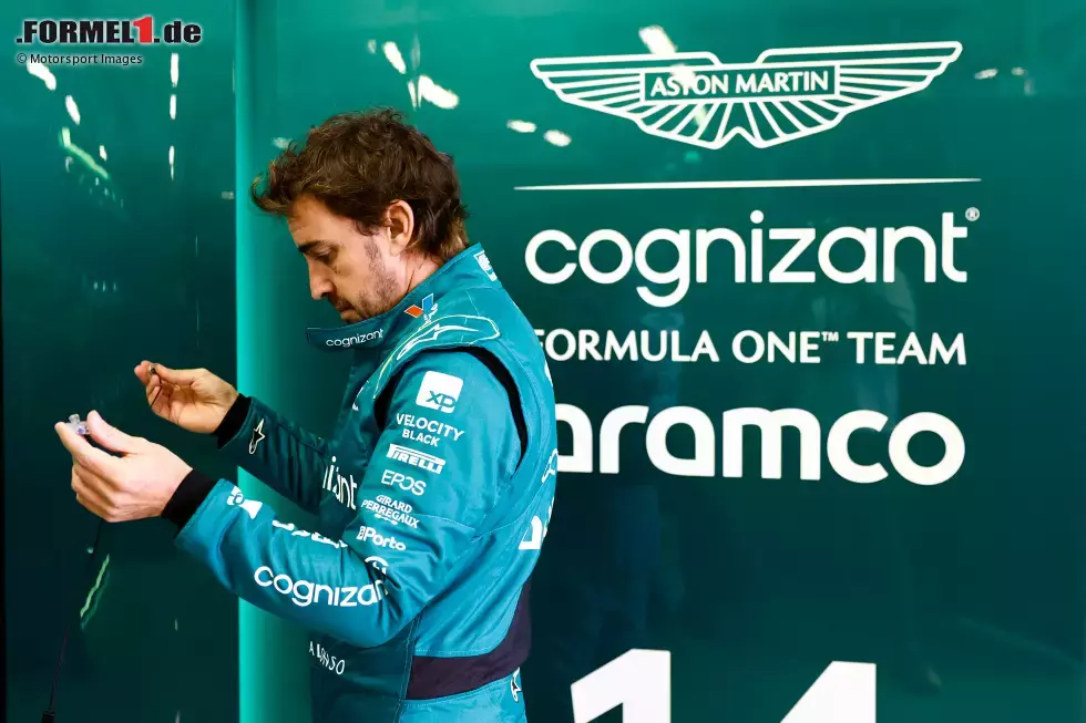 Foto zur News: Fernando Alonso (Aston Martin)