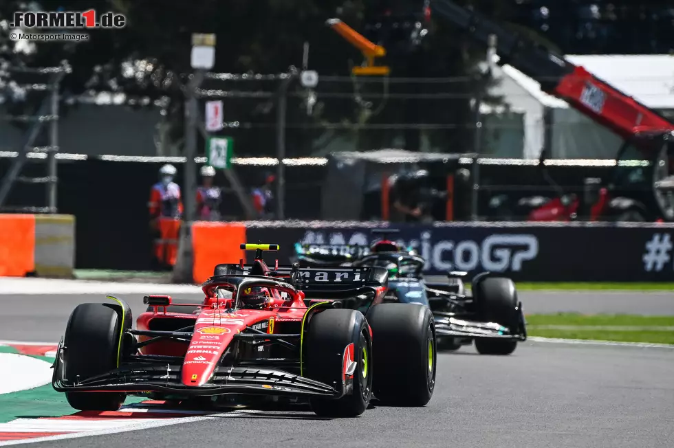 Foto zur News: Carlos Sainz (Ferrari) und Frederik Vesti (Mercedes)